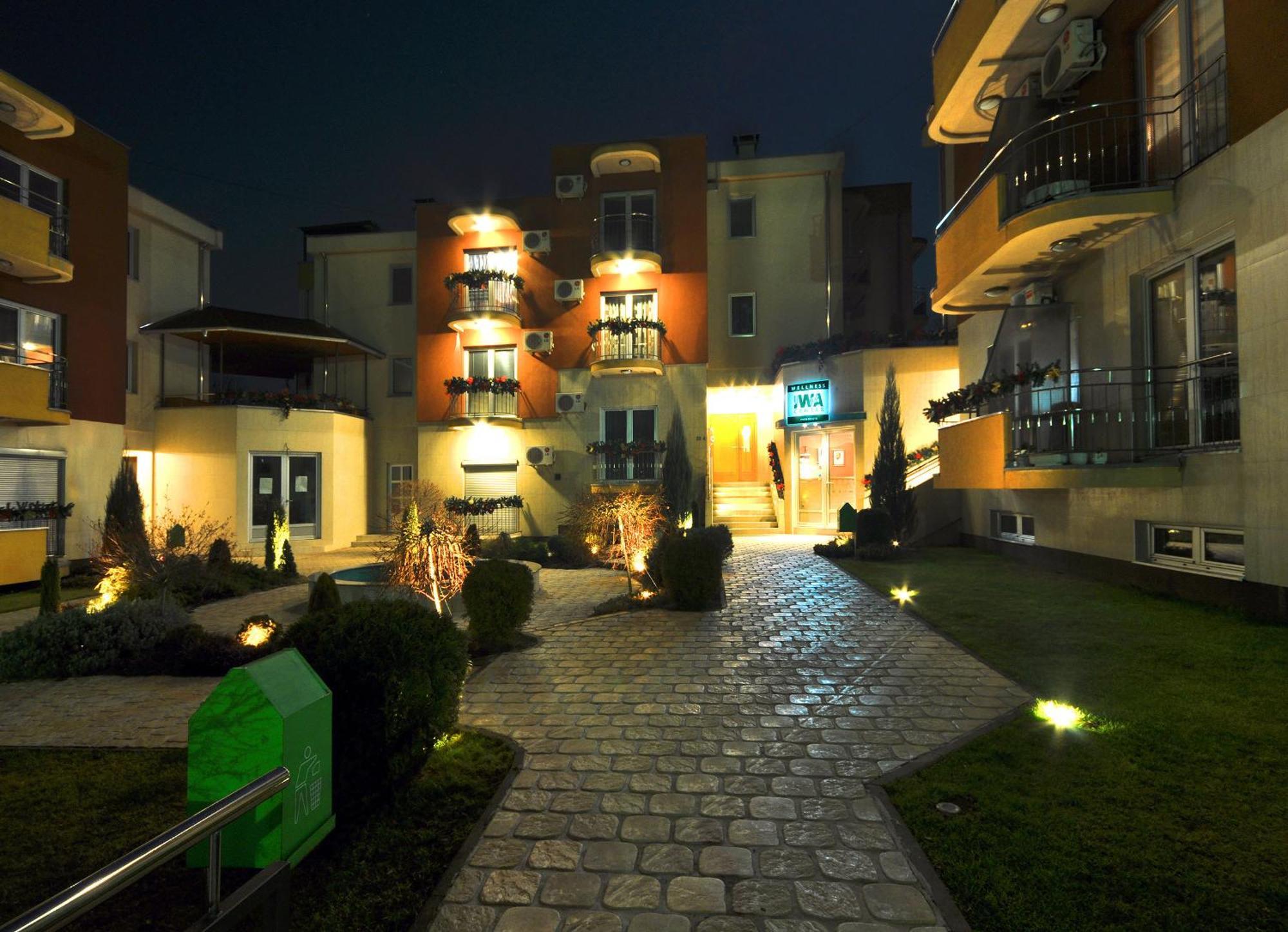 Iwa Centar Apartments & Wellness Vrnjacka Banja Exterior photo