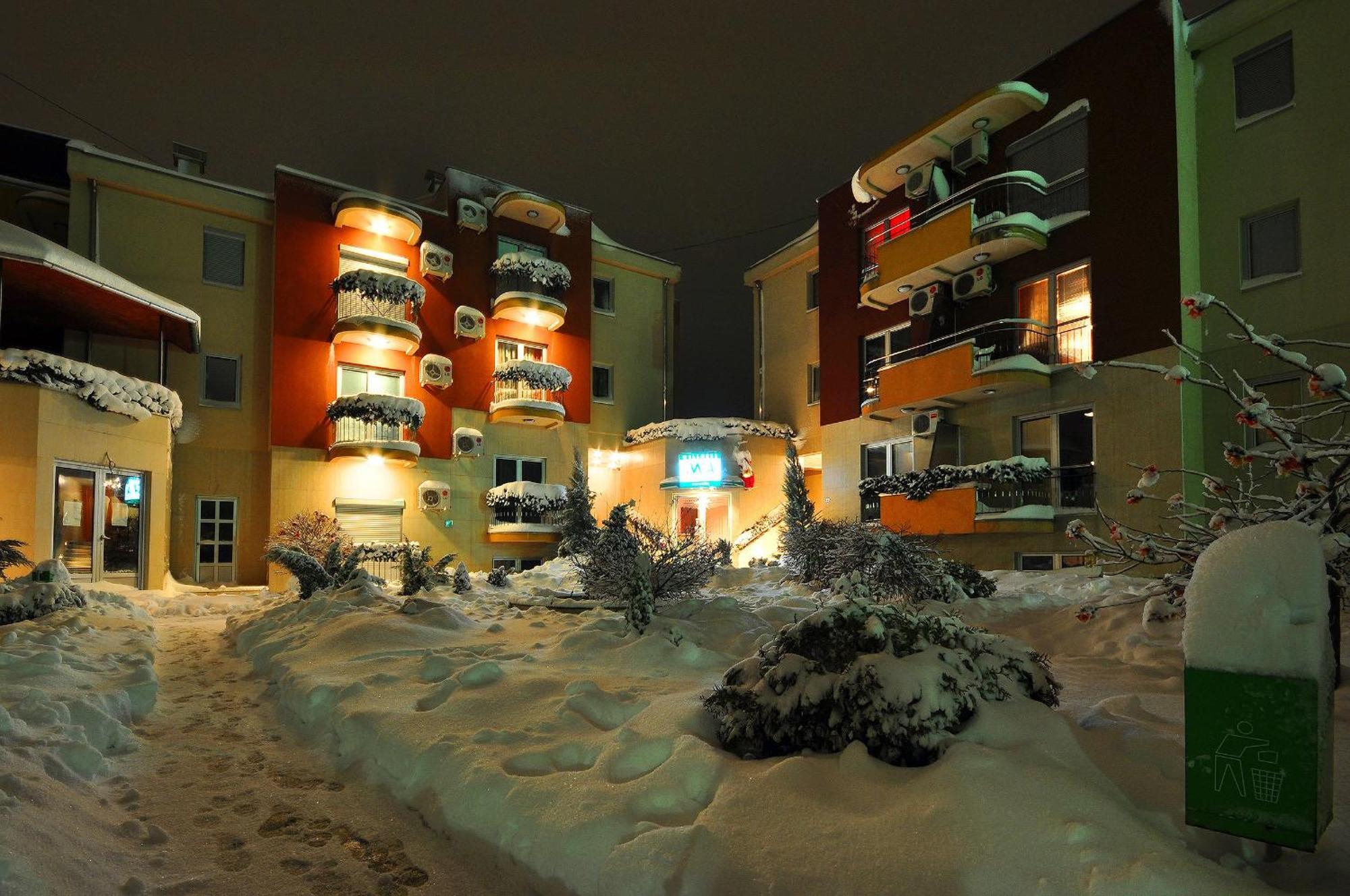 Iwa Centar Apartments & Wellness Vrnjacka Banja Exterior photo